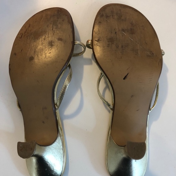 2FOR15✅ Gold heels - Picture 3 of 3